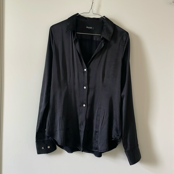 Madewell Darted Button-Up Shirt in Satin - Picture 7 of 9